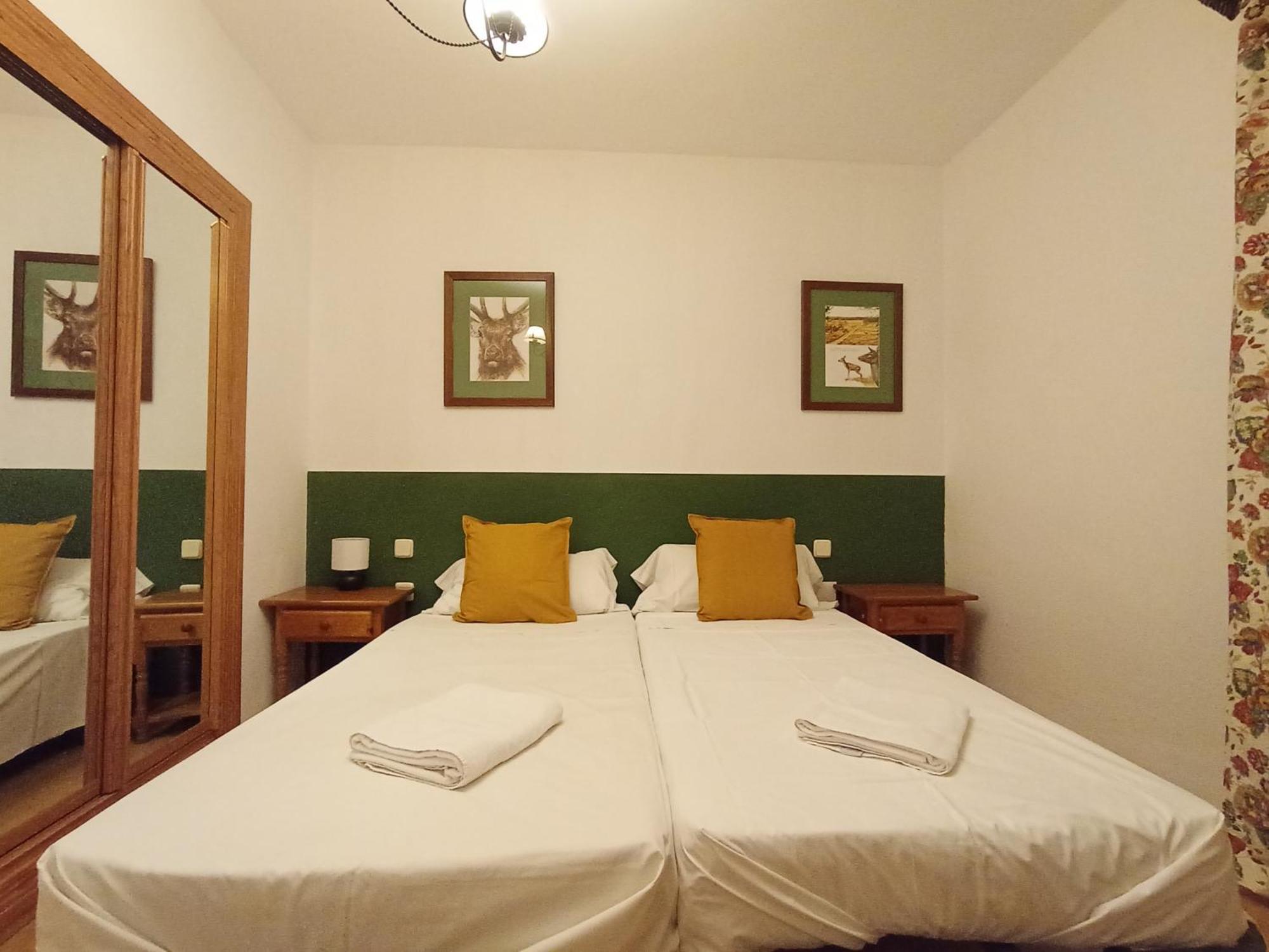 Hostal Rural Alto Tajo Poveda Poveda de la Sierra ภายนอก รูปภาพ