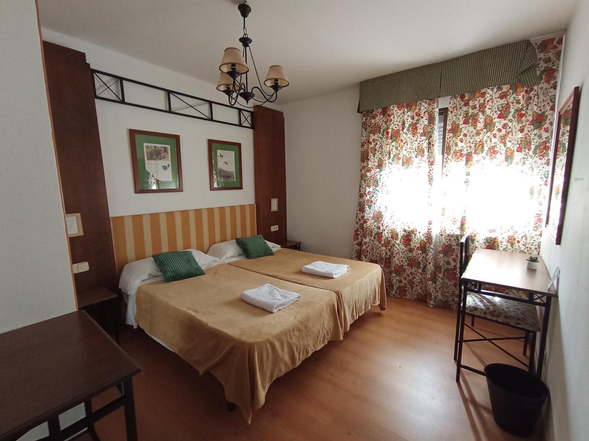 Hostal Rural Alto Tajo Poveda Poveda de la Sierra ภายนอก รูปภาพ