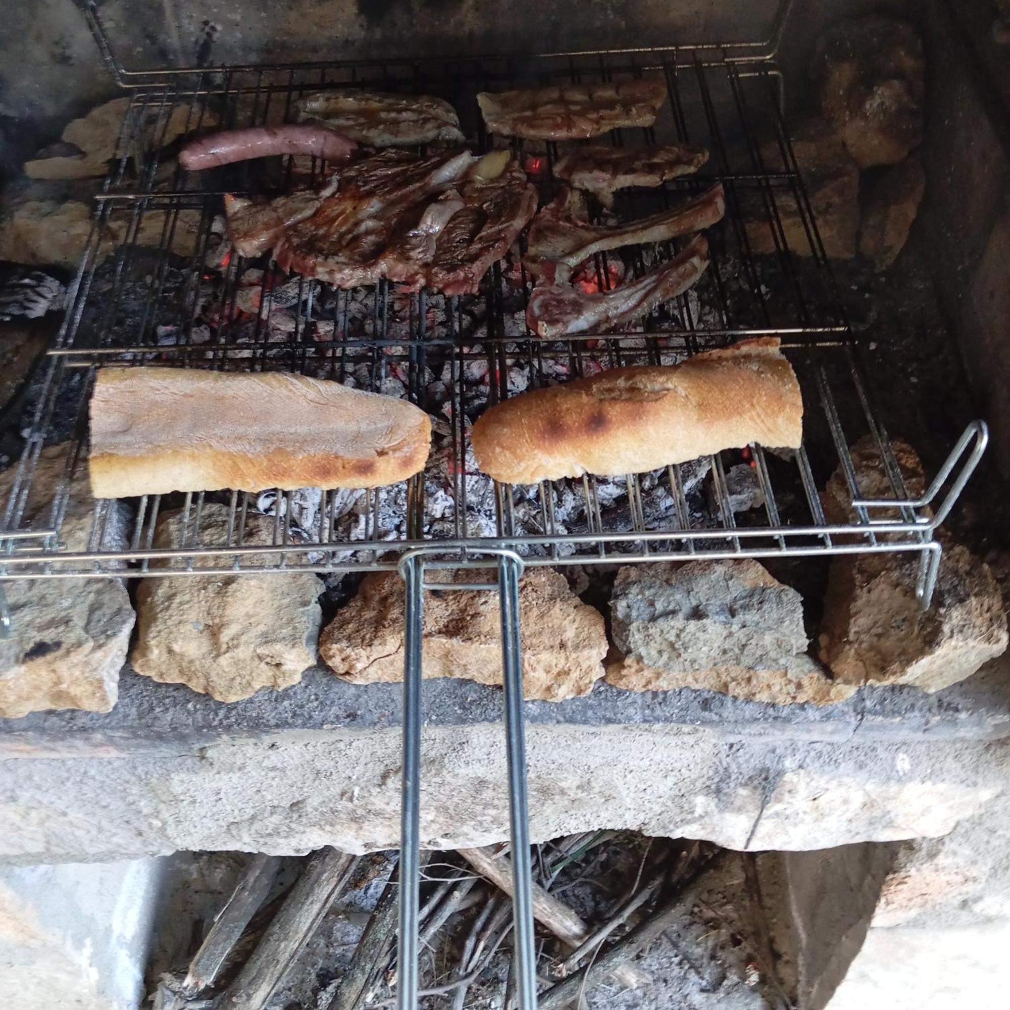 Hostal Rural Alto Tajo Poveda Poveda de la Sierra ภายนอก รูปภาพ