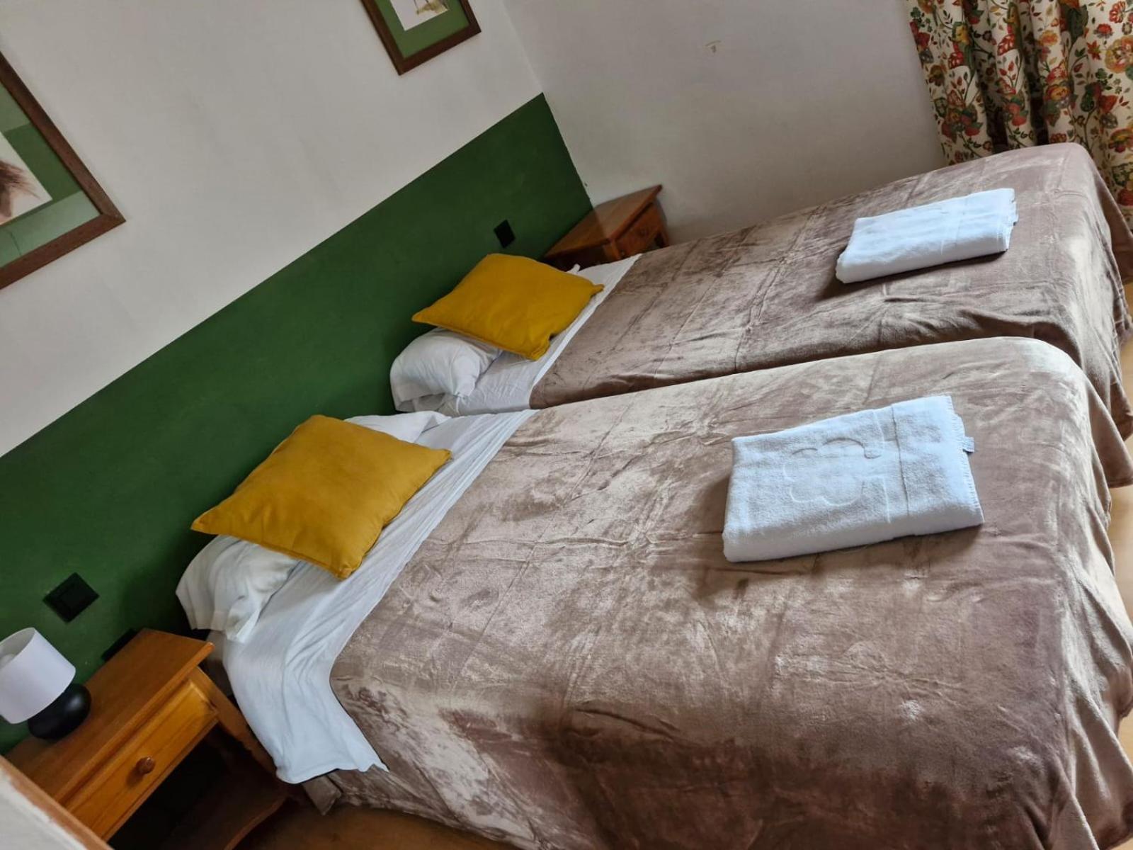 Hostal Rural Alto Tajo Poveda Poveda de la Sierra ภายนอก รูปภาพ